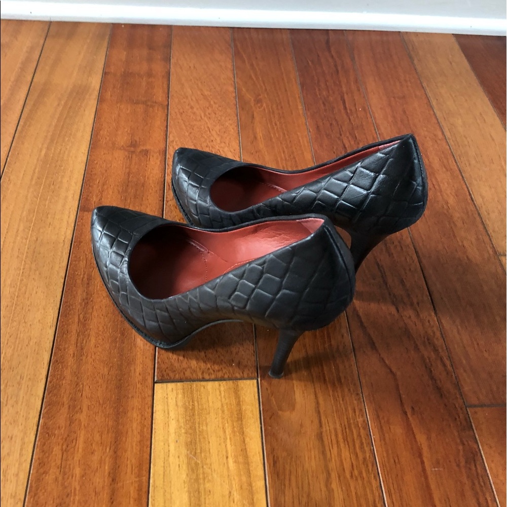 * Luxury Rebel Black Pumps - 8 - Original Box *